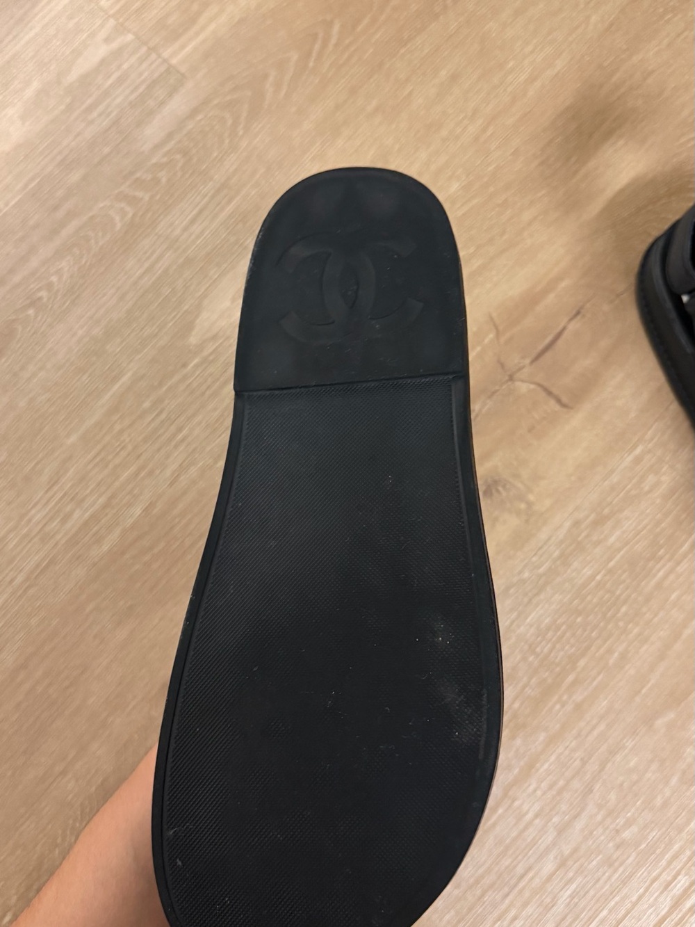 CHANEL Black Rubber CC Logo Strap Sandals - Picture 3 of 4